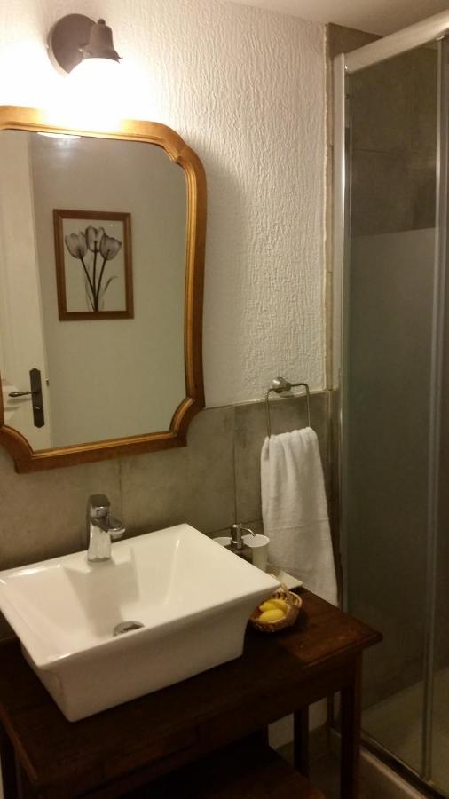 Ana'S Guest House Chambres D'Hotes オープス エクステリア 写真